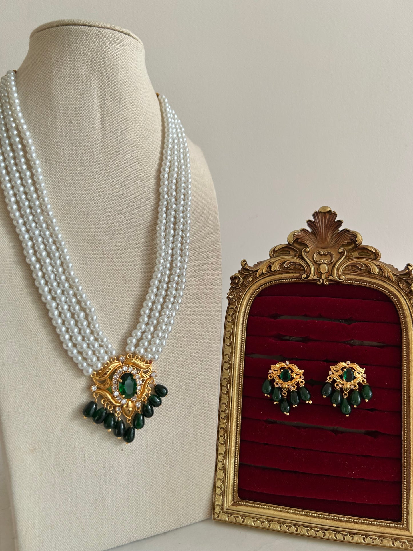 Pearl Necklace set