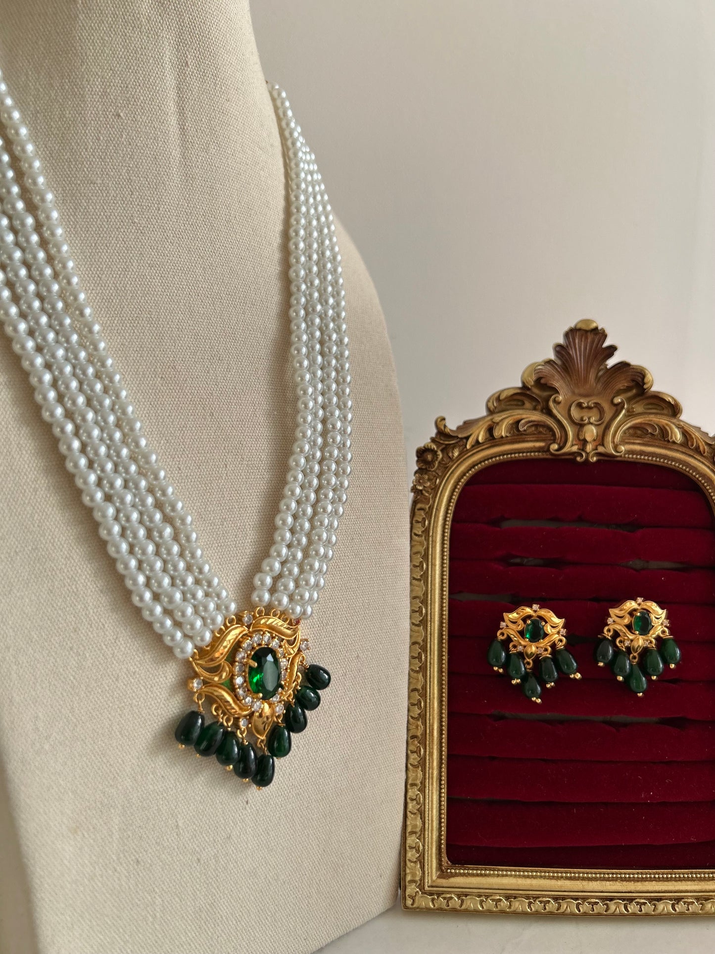 Pearl Necklace set