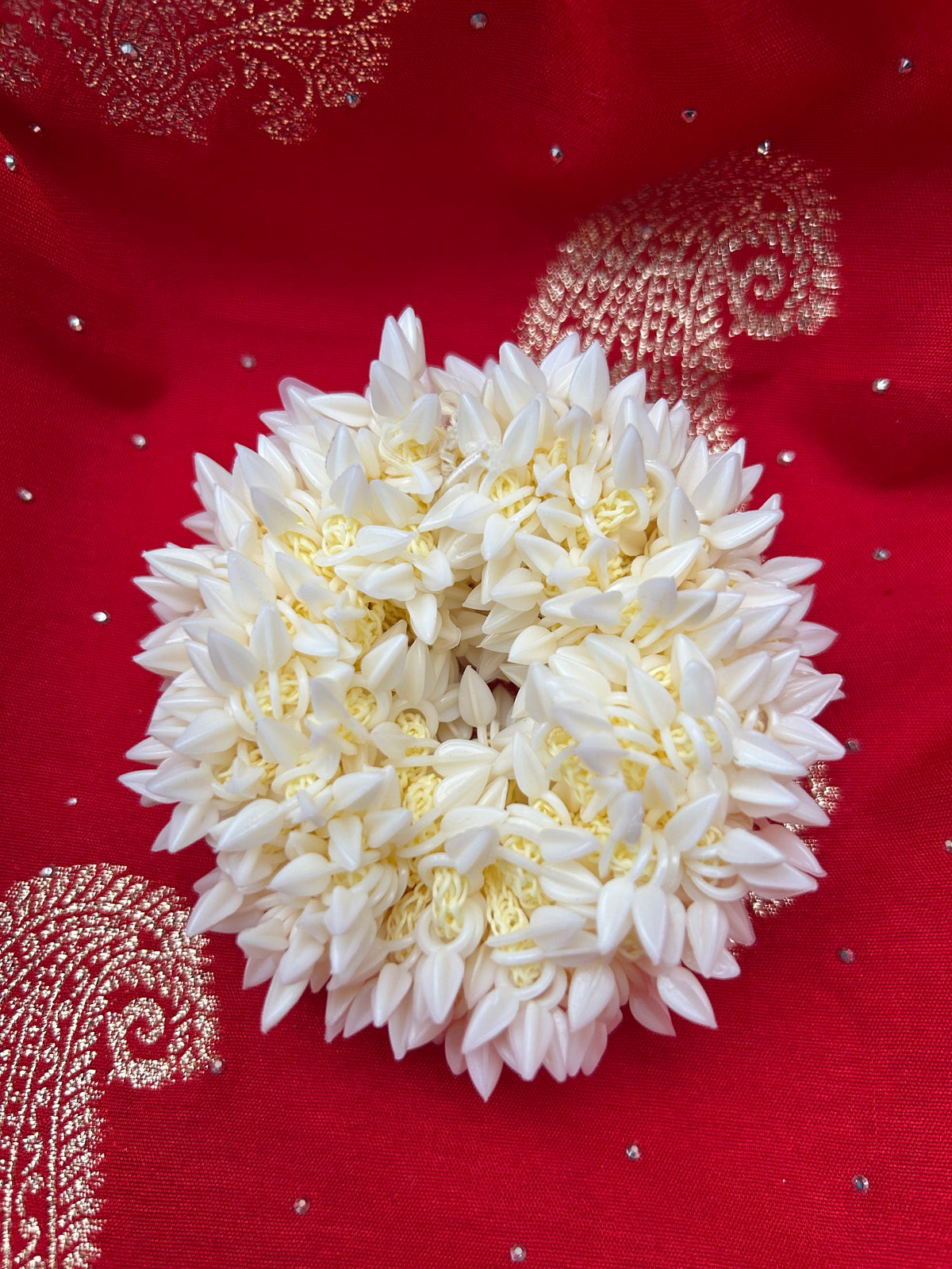 JASMINE FLOWER HAIR SCRUNCHIE