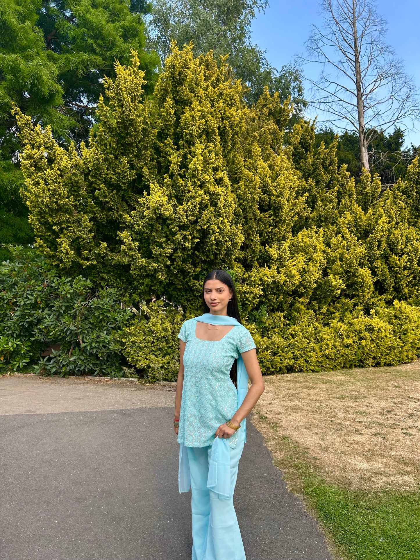 RUHI